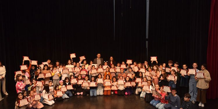 Nöbetçi kütüphanelerde bol vitaminli ikram