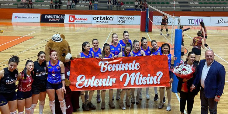 Büyükşehir’den B Kafe’de ‘çevrimdışı etkinliği’