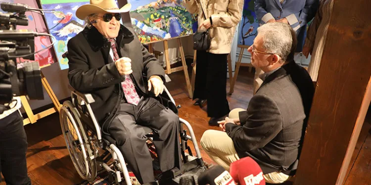 Eşref Armağan Mudanya’da sanatseverlerle buluştu