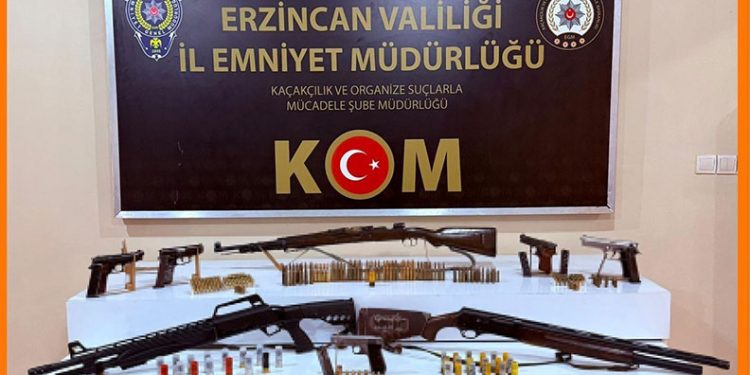 Erzincan’da çok sayıda silah ele geçirildi