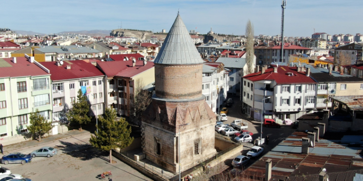 Eşsiz tarihi mimari yapıları 2025’te restore edilecek