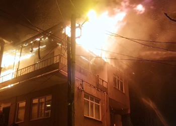 Mahalleli sokağa döküldü