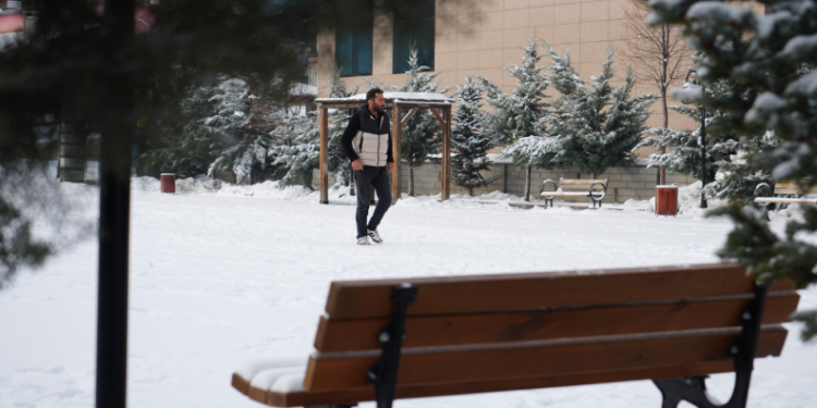 Bayburt’a yeni yılın ilk karı