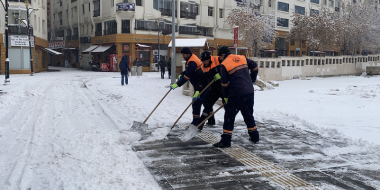 Yılbaşında beklenen kar ocak sonlarında yağdı