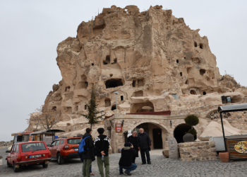 Uçhisar Kalesi’nin ziyaretçi sayısı yarım milyona yakın