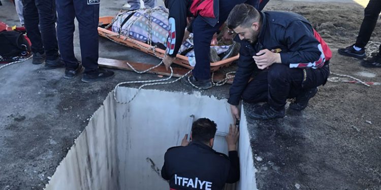 Osmaniye’de 6 metrelik çukura düşen adam kurtarıldı