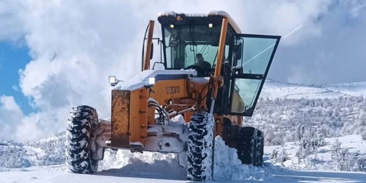 Şırnak’ta 19 köy yolu ulaşıma kapandı