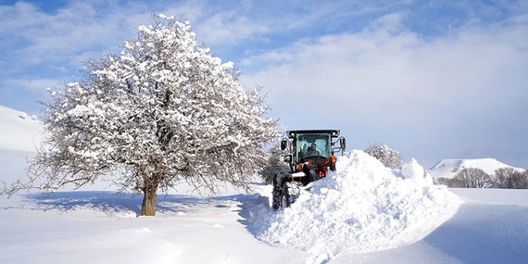 Muş’ta kar kalınlığı 3 metreyi buldu