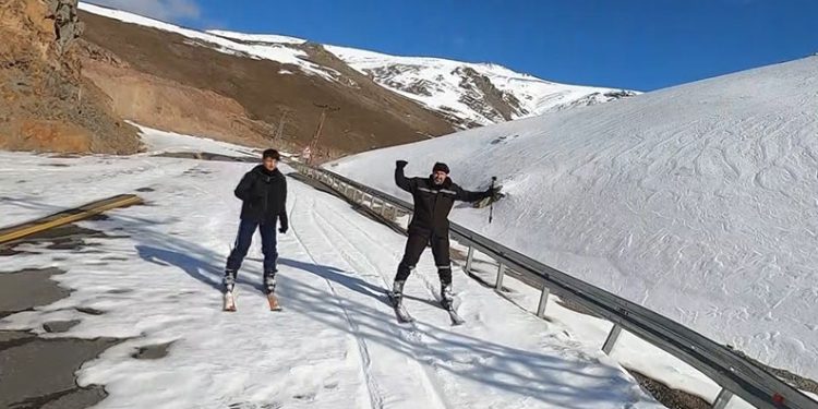 Kayak severler Eğribel’de buluştu