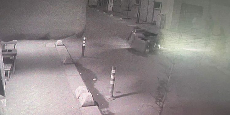 Sokağa ani çıkan çocuğa motosiklet çarptı