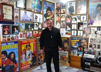 Evini Ferdi Tayfur Müzesi’ne çevirdi