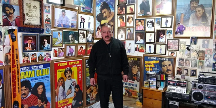 Evini Ferdi Tayfur Müzesi’ne çevirdi