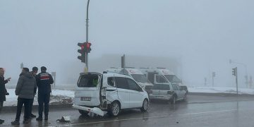 Nevşehir’de yoğun sis kazaya neden oldu: 4 yaralı