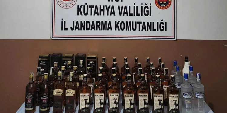 Kütahya’da 44 litre sahte içki ele geçirildi