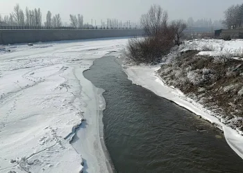 Ağrı’da dondurucu soğuklar etkisini sürdürüyor