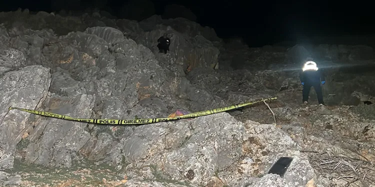 80 yaşındaki kadın kayalıklardan düşerek hayatını kaybetti