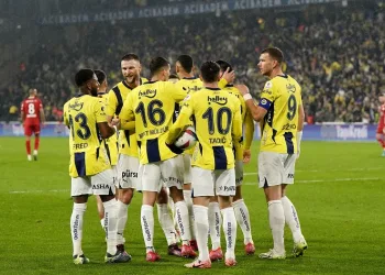 Fenerbahçe, Rangers’ı konuk edecek