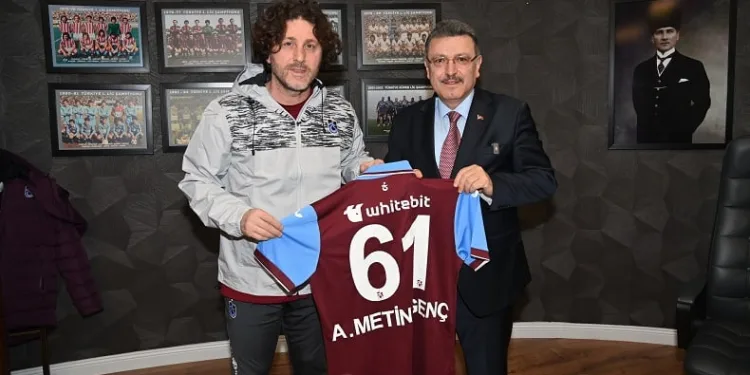Trabzonspor Teknik Direktörü Fatih Tekke: “Önce kaostan çıkalım”