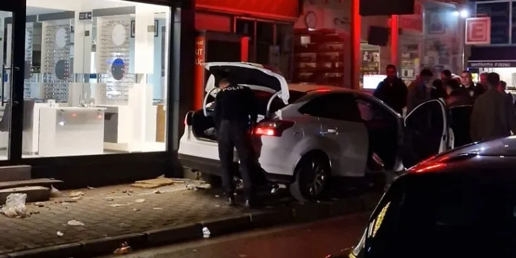 Bursa’da direksiyon başında epilepsi krizi geçirdi