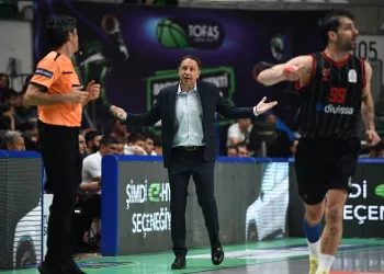 TOFAŞ Başantrenörü Orhun Ene Manisa Basket Divissa maçını değerlendirdi