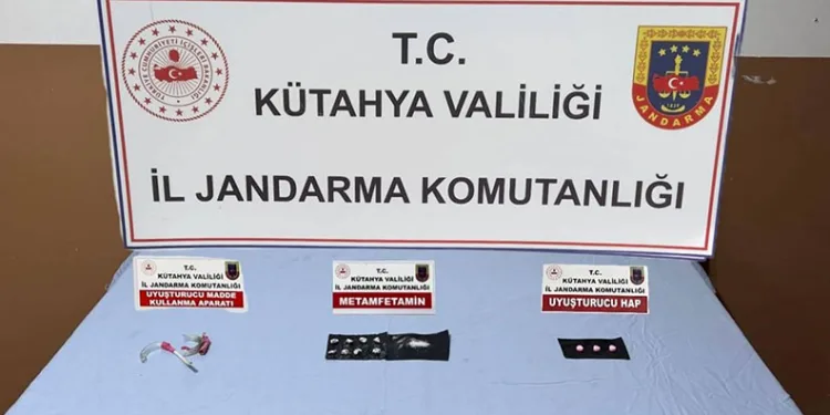 Kütahya’da jandarmadan uyuşturucu operasyonu