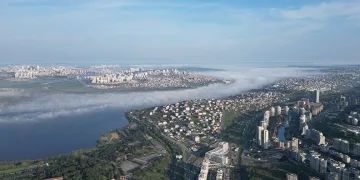 İstanbul’da sis bulutları kartpostallık görüntü oluşturdu