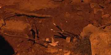 Elektrik kablolarında meydana gelen patlamalar vatandaşları isyan ettirdi