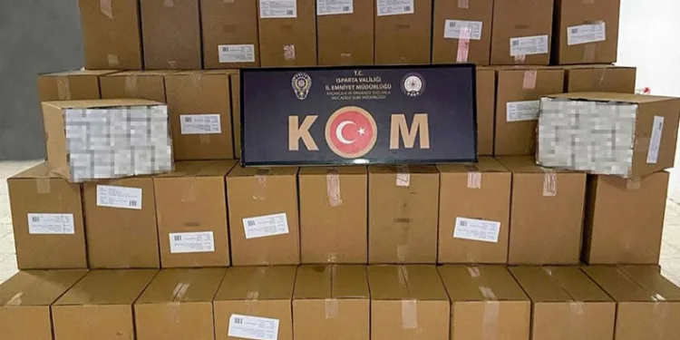 Isparta’da 1 milyon adet kaçak makaron ele geçirildi