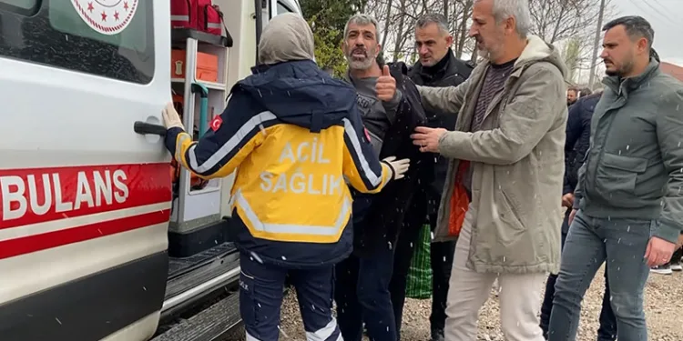 Polisten kaçmak istedi, balkondan atlayıp yaralandı