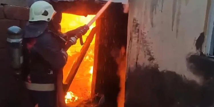 Ağrı’da tüp patladı, alevler geceyi aydınlattı