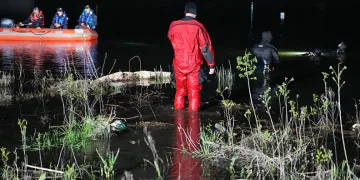 Nehre giren çocuk hayatını kaybetti