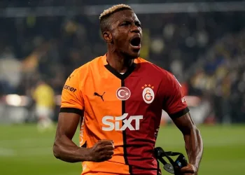 Victor Osimhen bu sezonki gol sayısını 28’e çıkardı