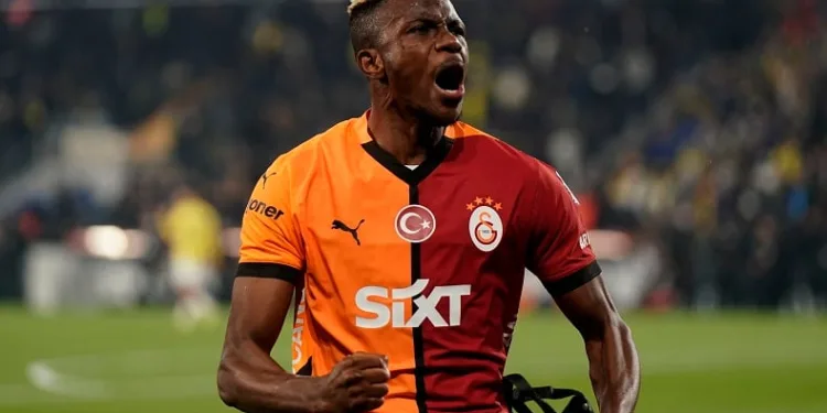Victor Osimhen bu sezonki gol sayısını 28’e çıkardı