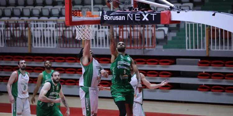 Bursaspor Yörsan, Yalova’da galibiyet hasretine son verdi