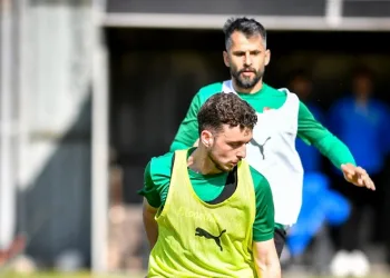 Bursaspor, Bornova 1877 mesaisine başladı