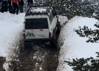 Nisanda kar safarisi