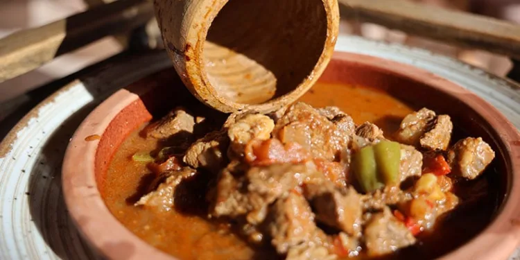 Bin yıllık değişmeyen lezzet ‘testi kebabı’