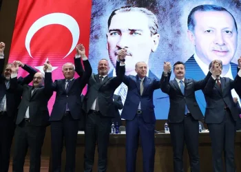 Yenişehir ve Karacabey Belediyeleri AK Parti’ye geçti