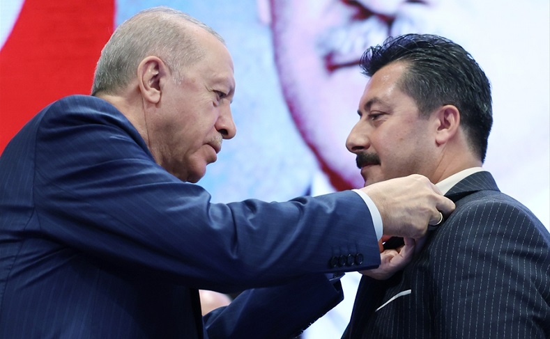 AK Parti'nin Yenişehir'i