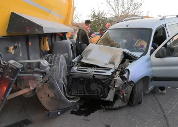 Tavşanlı’da trafik kazası, 5 yaralı
