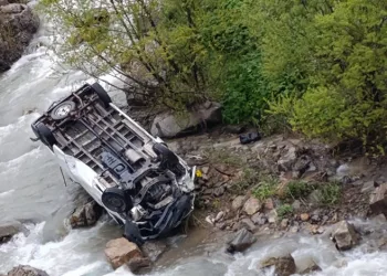 Yüksekova Doski Vadisinde feci kaza: 2 ölü, 3 yaralı
