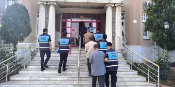 Sit alanında kazı yapan 4 kişi suçüstü yakalandı