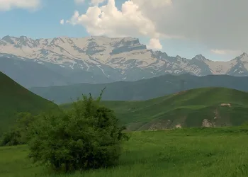 Karla kaplı Cilo Dağları hayran bırakıyor