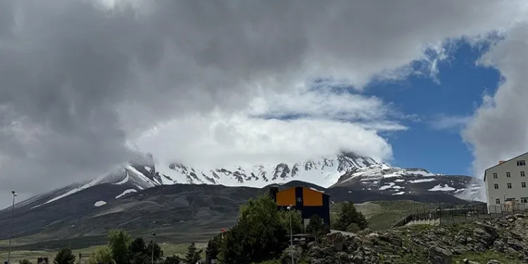 Erciyes’te görsel şölen