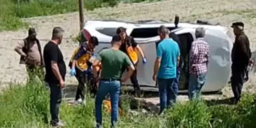 Burdur’da şarampole devrilen otomobilin sürücüsü ağır yaralandı