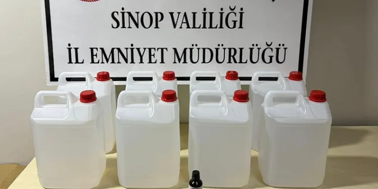 Sinop’ta 40 litre etil alkol ele geçirildi