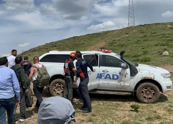 Mantar toplarken kayadan düşen vatandaş kurtarıldı
