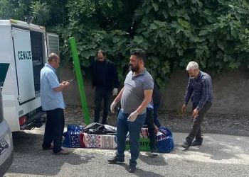 Tartıştığı annesini önce dövdü sonra boğarak öldürdü