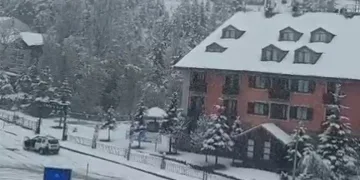 Palandöken Kayak Merkezi beyaza büründü