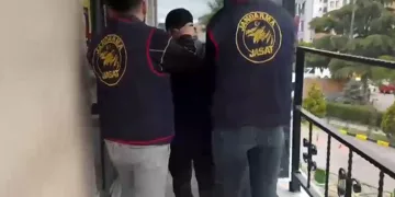 Tekirdağ’da aranan 2 kişi jandarmanın operasyonuyla yakalandı